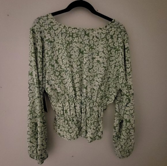 NWT JUSTFAB Long Sleeve Printed Woven Top - Picture 7 of 8